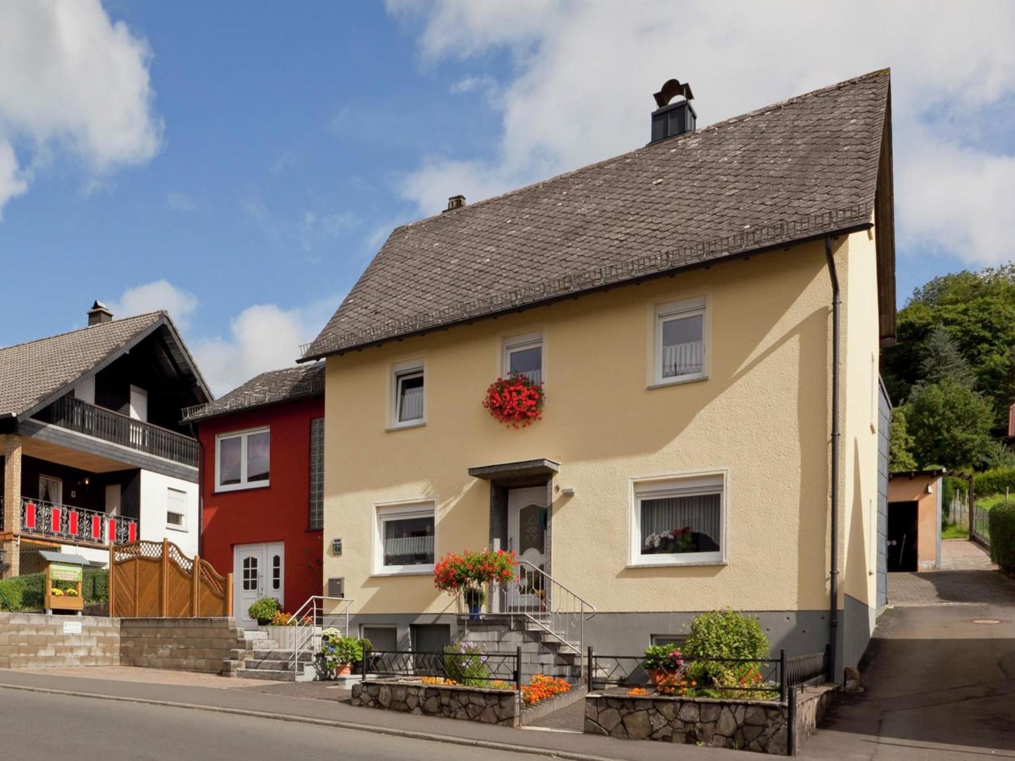 Apartment Near The Nurburgring With Terrace Хиллесхайм Экстерьер фото